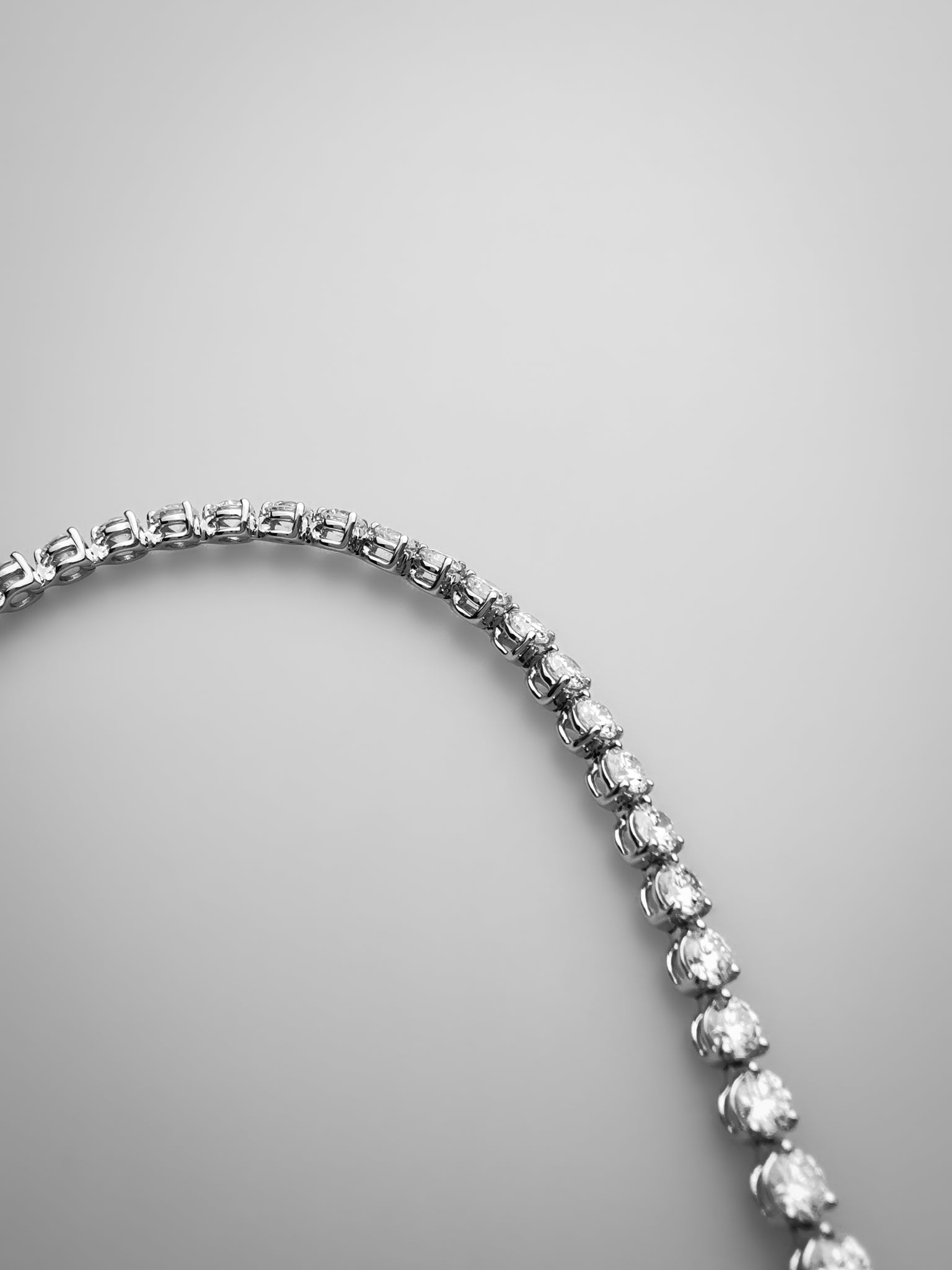 3 prong tennis bracelet 10 pointer diamond