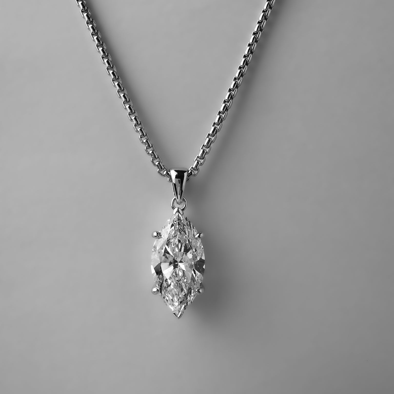Marquise diamond pendant necklace