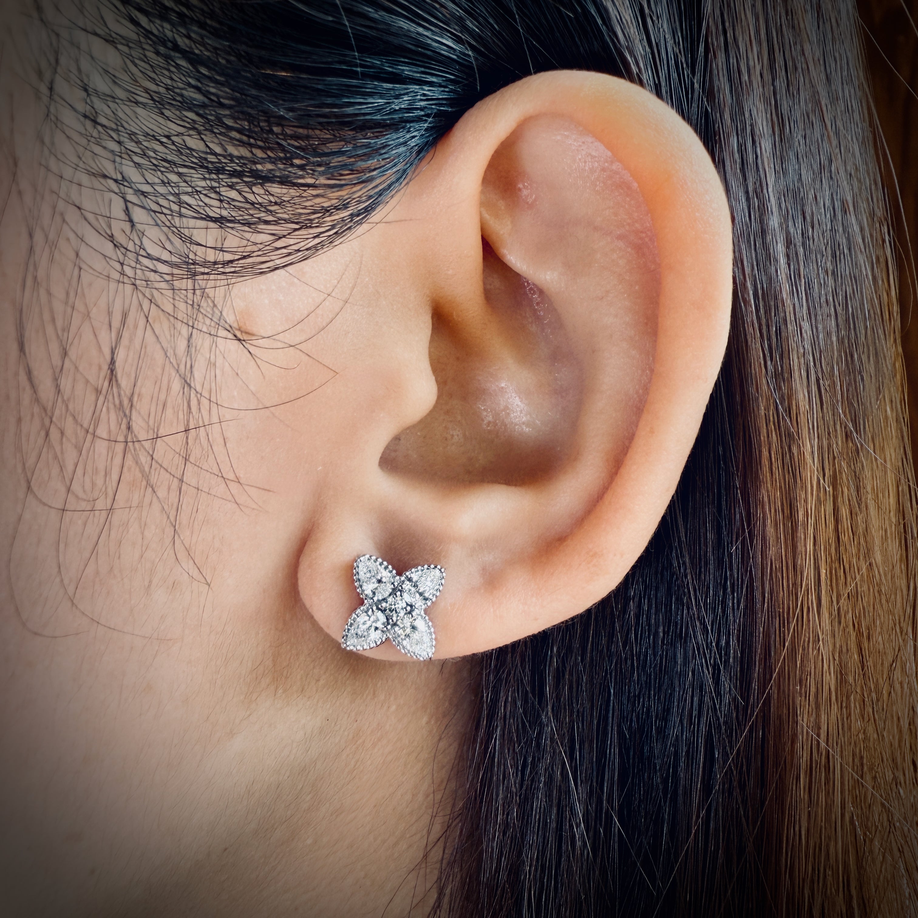 Regalia Ear Studs 1.20ct.