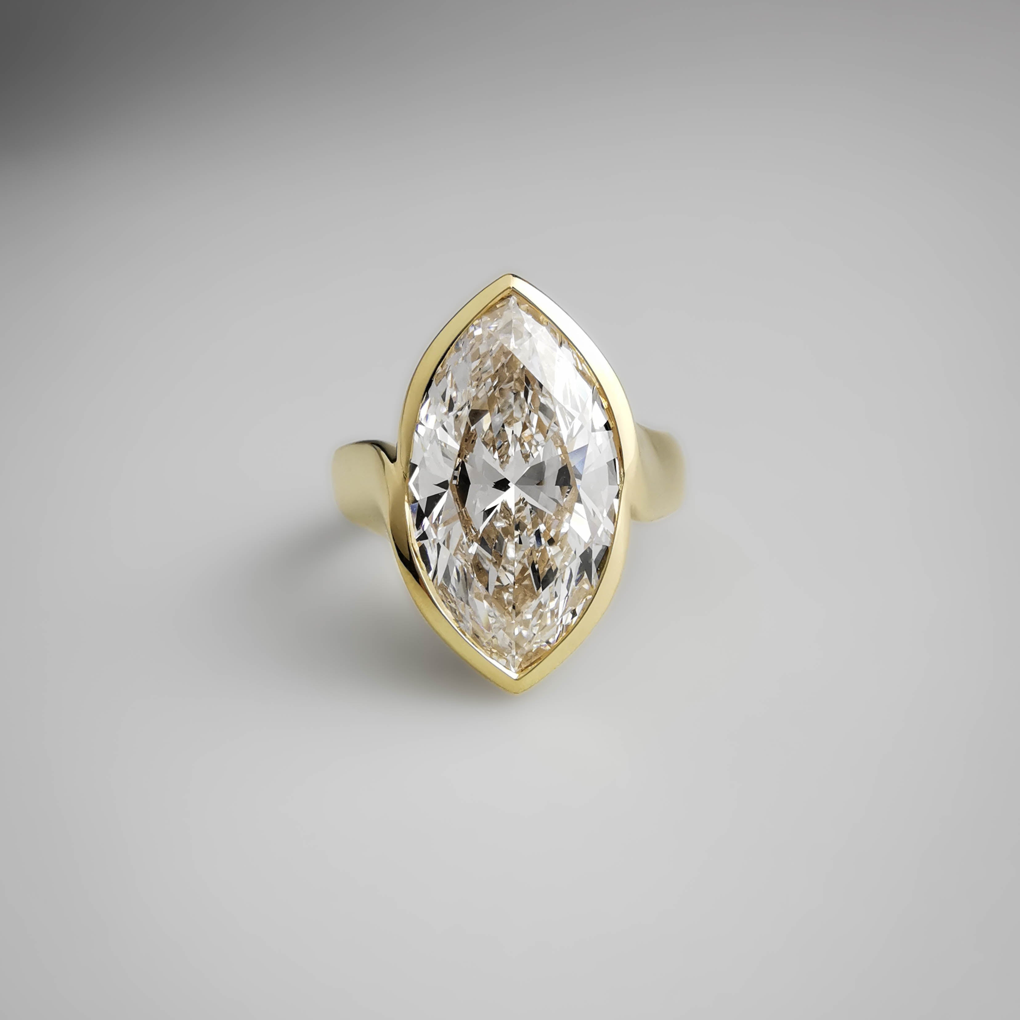 Marquise Diamond Bezel Ring in Yellow Gold 5 carats