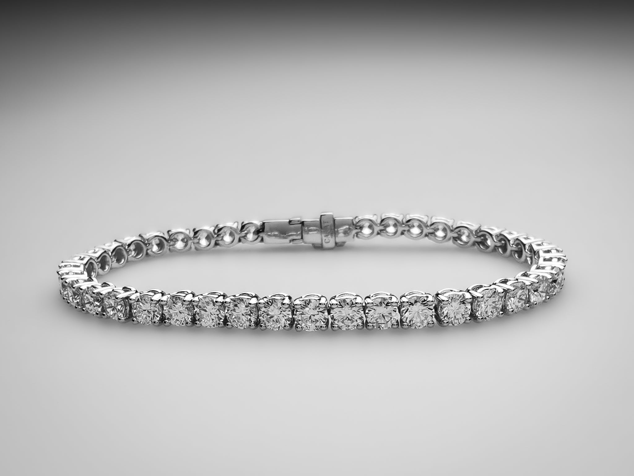 15 pointer diamond tennis bracelet 3.4mm