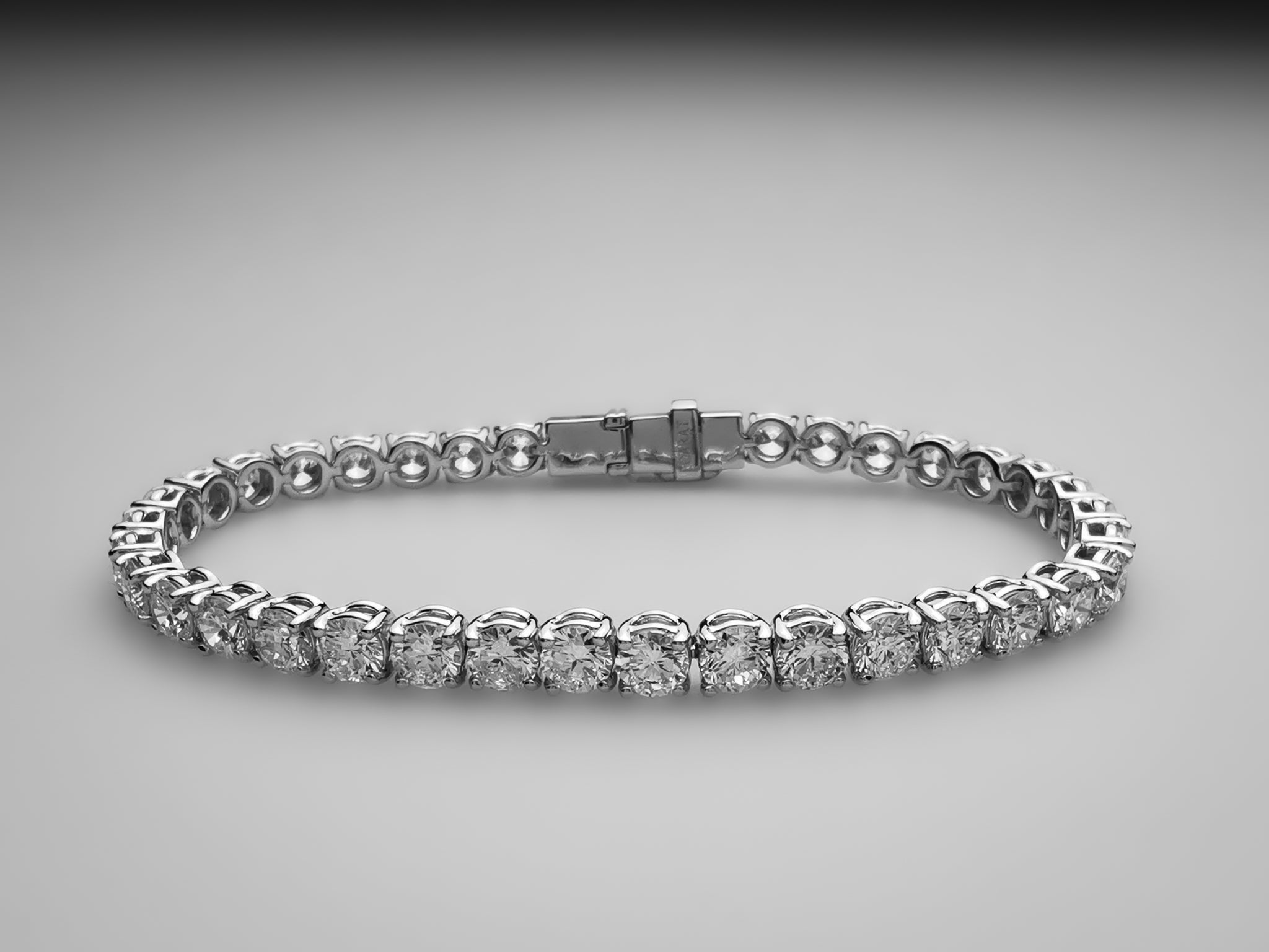 20pointer lab diamond tennis bracelet 3.8mm width
