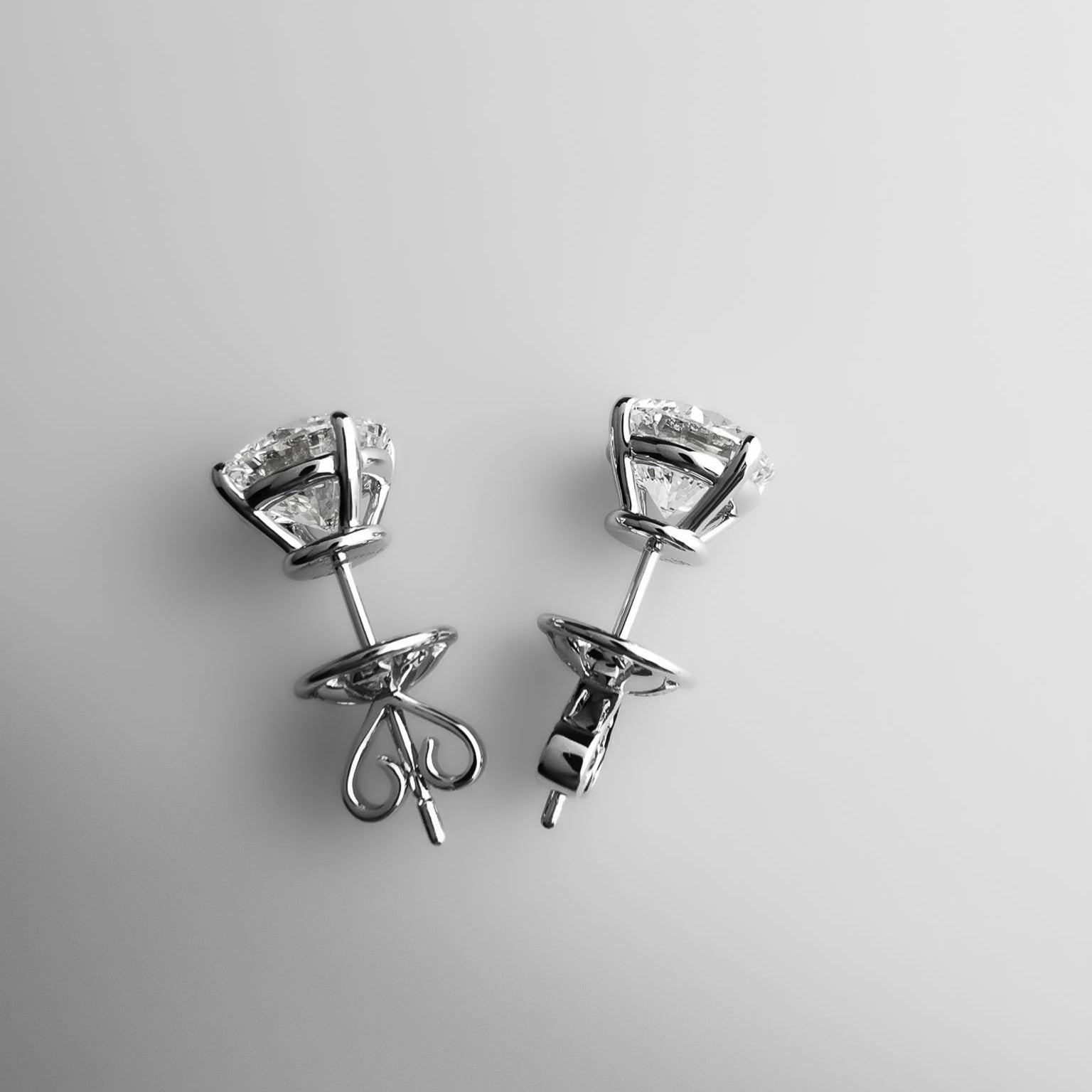 1 carat solitaire diamond ear studs