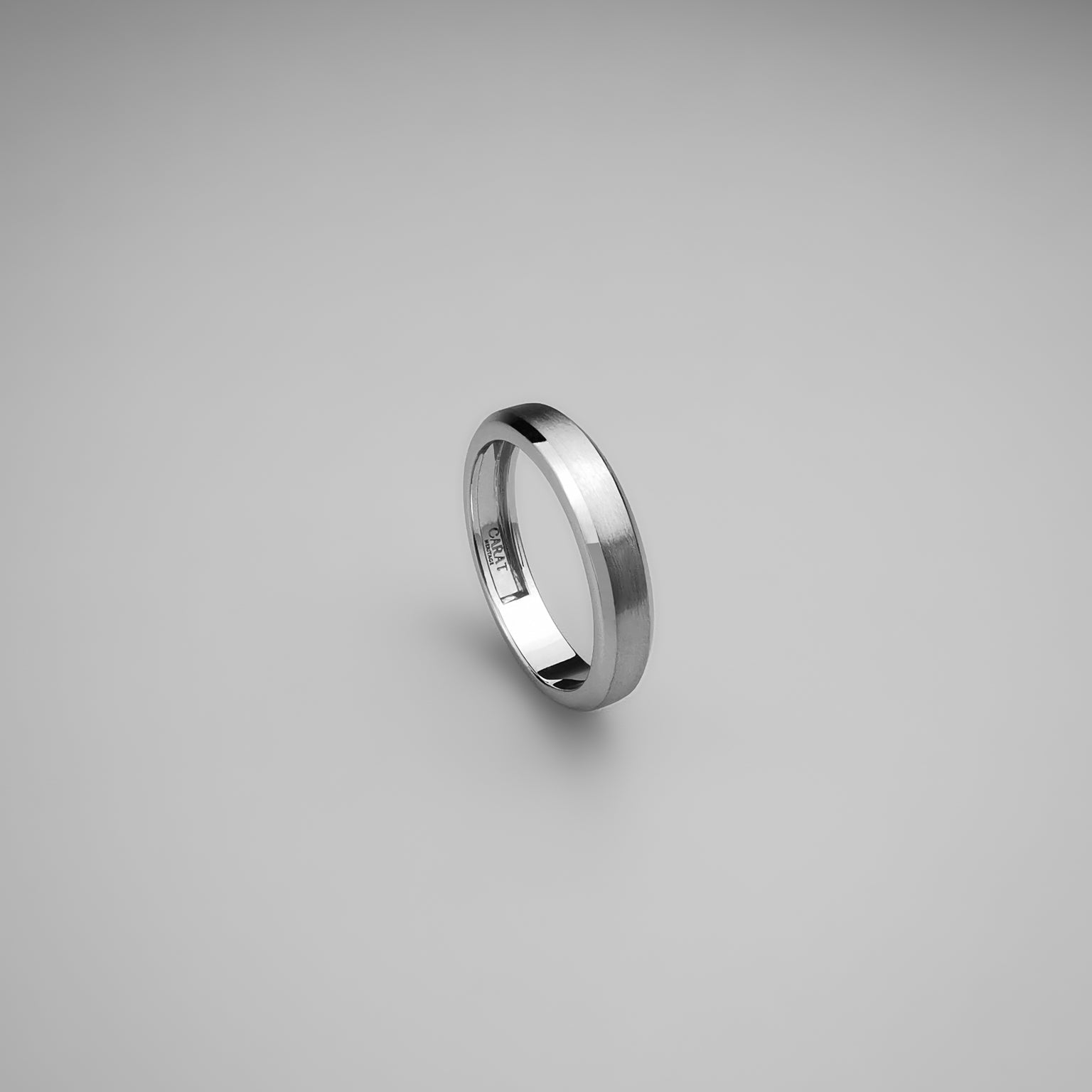 Brushed mens band 4mm dome